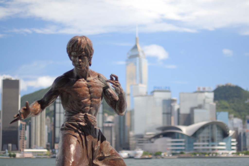 Bruce Lee statue